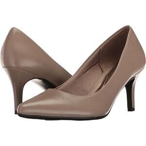 New Life Stride Sevyn Pumps Women's Size 9.5 M Stone Soft Systems Flex Sole